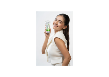 Actor Anushka Sen, the new face for Lotus Herbals White Glow