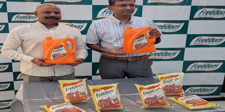 Freedom Healthy Cooking Oils welcomes this pickle season with a new refreshed pack of Freedom Groundnut Oil