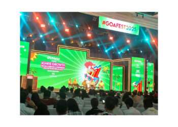 Code to Commerce: Growth in the AI Age