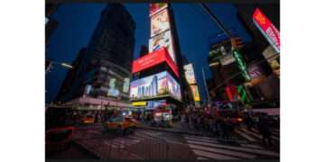 DLF Unveils Privana North at Times Square, Saluting Global Indians with Spectacular Debut