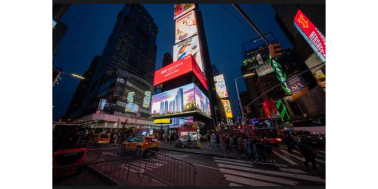 DLF Unveils Privana North at Times Square, Saluting Global Indians with Spectacular Debut