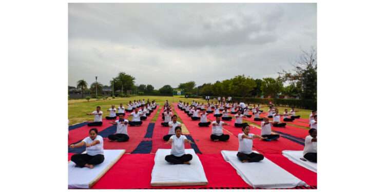 AIPL DreamCity Ludhiana Marks International Yoga Day with ‘Yoga by the Lake’ and Sustainable Lifestyle Showcase