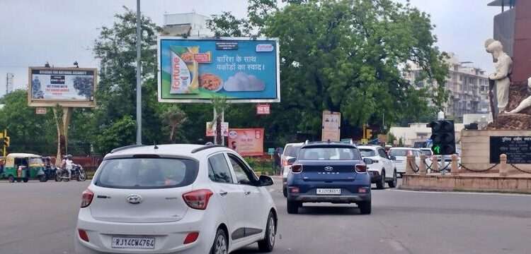 Fortune Soyabean Oil Launches India’s First Rain-Sensing Billboard to Celebrate Monsoon Cravings